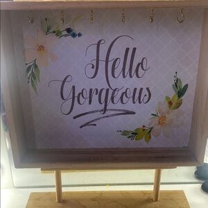 Floral 'Hello Gorgeous' Wall Decor